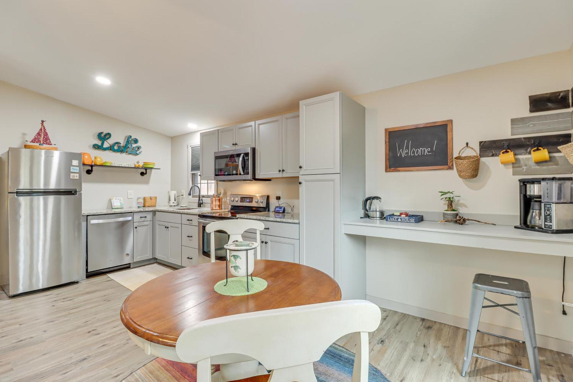 Quaint Jim Thorpe Cabin Retreat, Walk To Beach! المظهر الخارجي الصورة