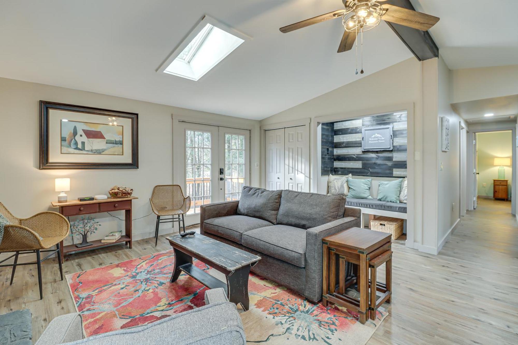Quaint Jim Thorpe Cabin Retreat, Walk To Beach! المظهر الخارجي الصورة