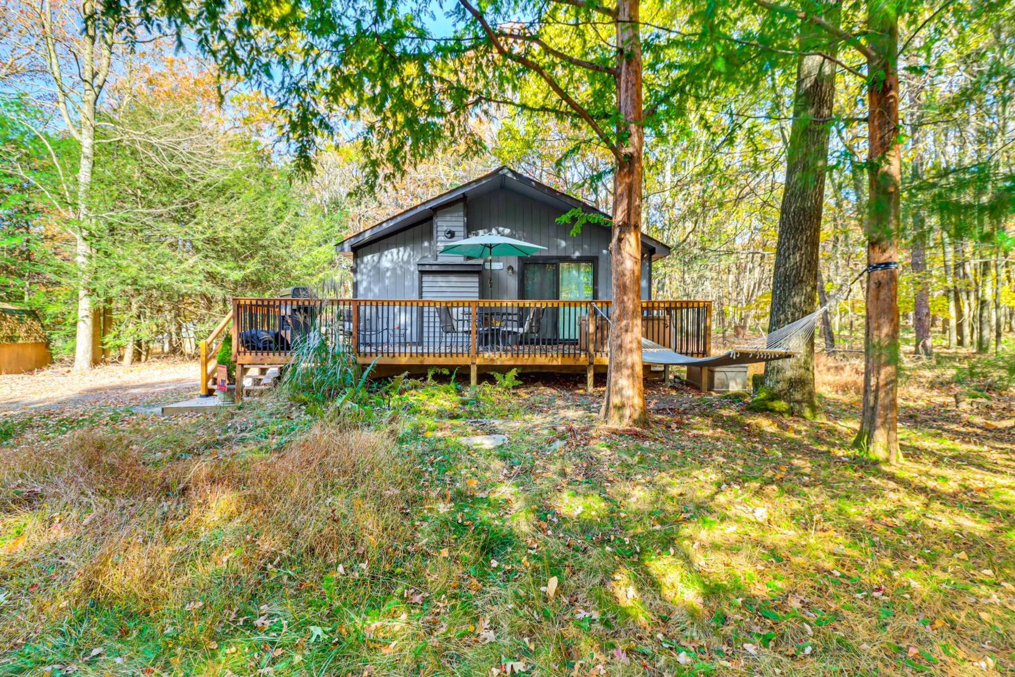 Quaint Jim Thorpe Cabin Retreat, Walk To Beach! المظهر الخارجي الصورة