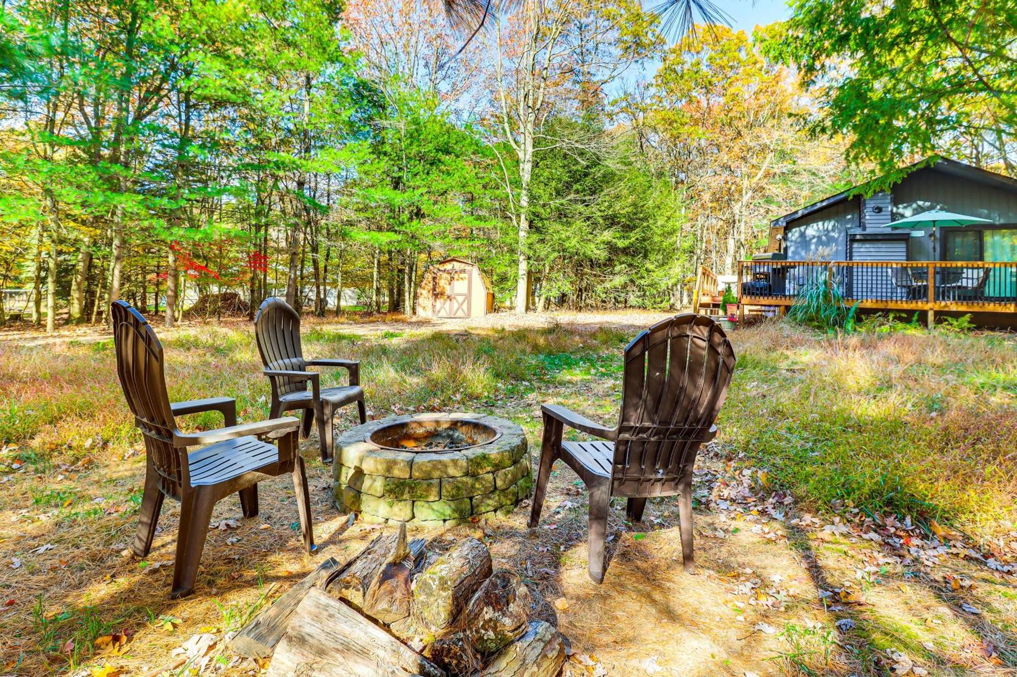 Quaint Jim Thorpe Cabin Retreat, Walk To Beach! المظهر الخارجي الصورة