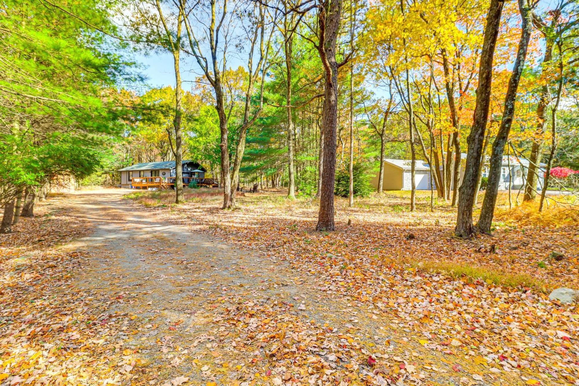 Quaint Jim Thorpe Cabin Retreat, Walk To Beach! المظهر الخارجي الصورة